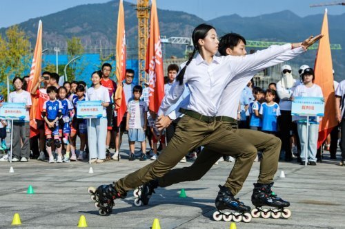 wAA, ydb, 一起把球打