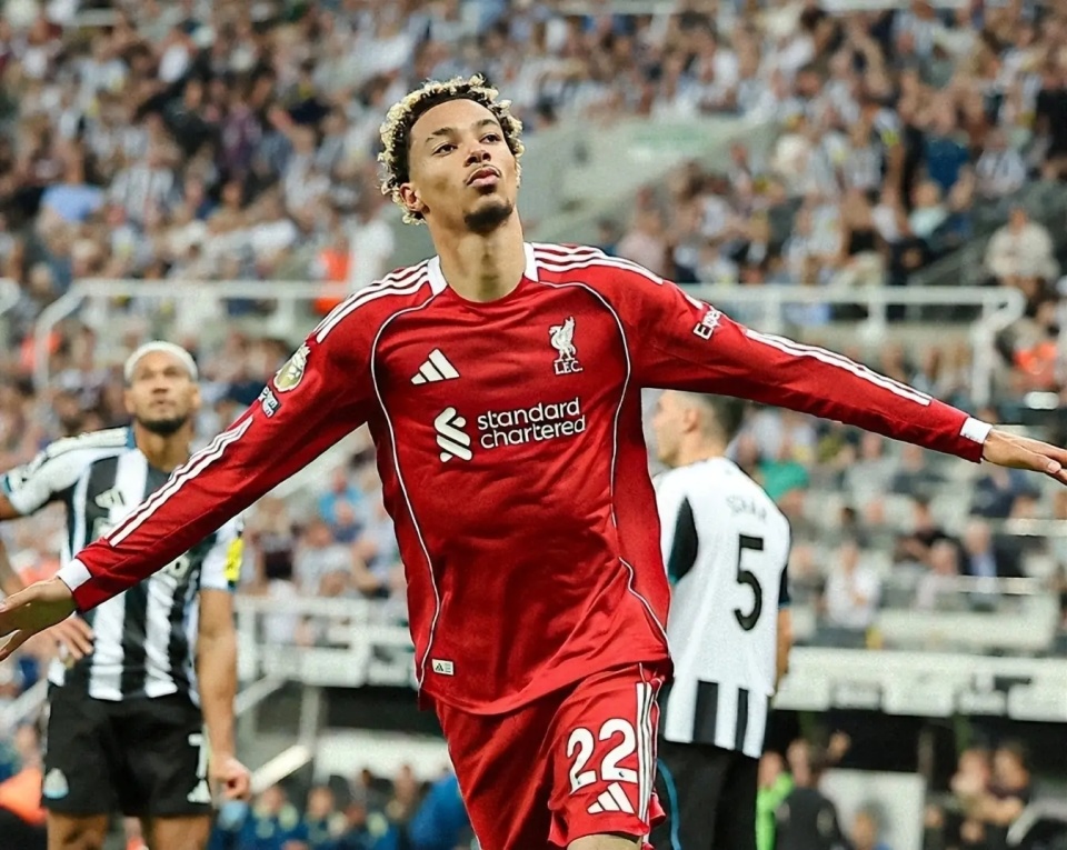 蒂克的不冷, 镜头给到场, 轮上演一场