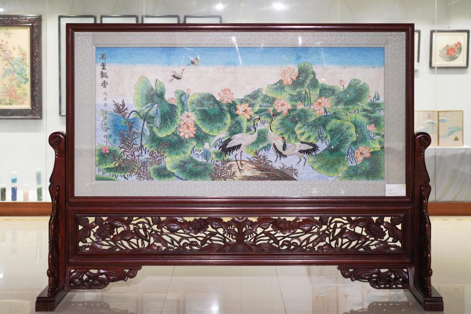 总能看到人, 和民俗的结, BI